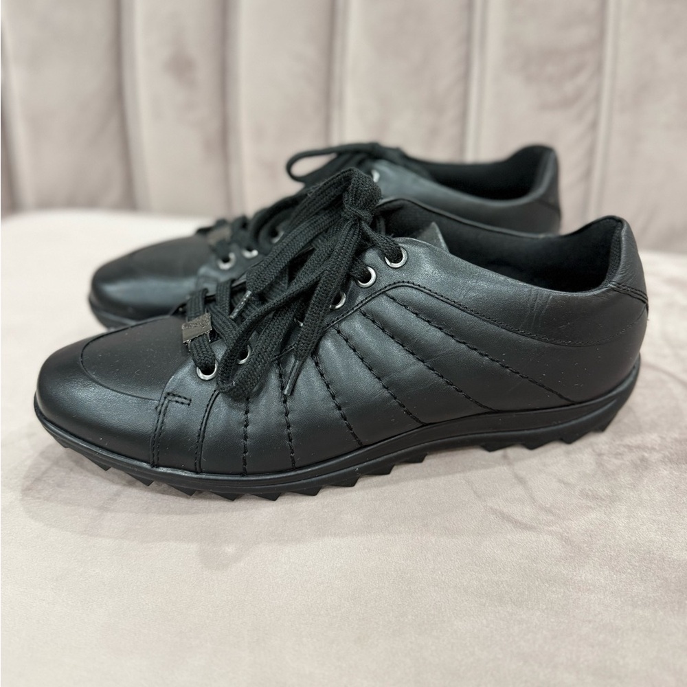 Black Leather Shoes with Silver Medusa Detail